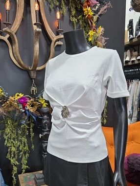 White Twist-Front Short Sleeve Top with Center Brooch